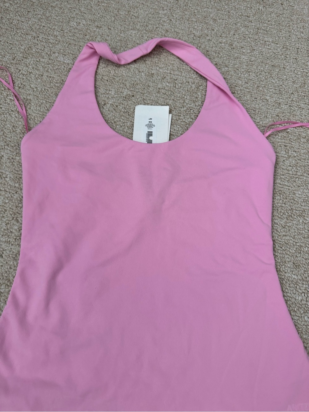 Aritizia jelly bean pink halter Tank nwt size medium transfix rose bonbon
